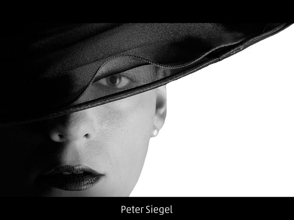 600_2024_AT4_LM-540_M AT4130020 Siegel Peter_Durchblick